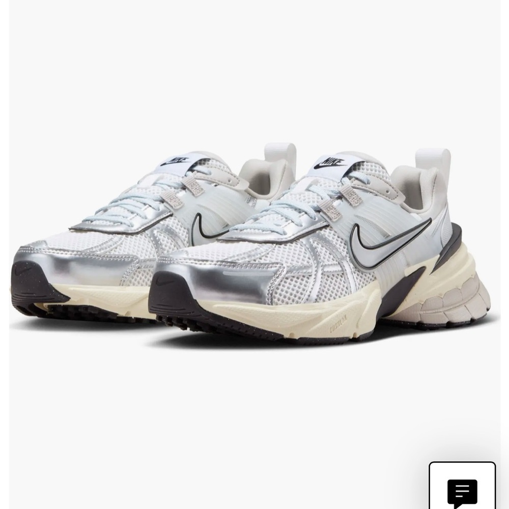 V2K Run Sneaker